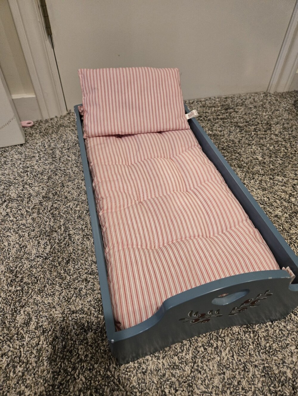 Vintage American Girl Kirsten Bed and Bedding